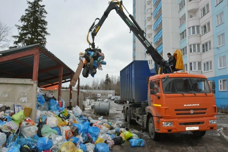 Вывоз бытового мусора в Нижнем Тагиле с погрузкой в октябре