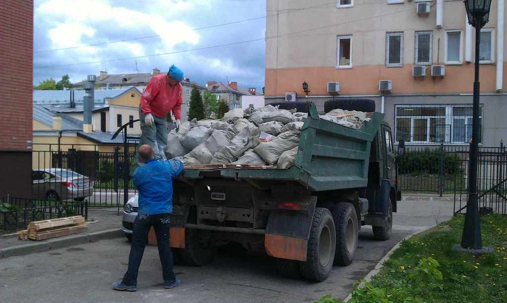 Вывоз строительного мусора в Нижнем Тагиле от 1665 руб. – ПроМусор