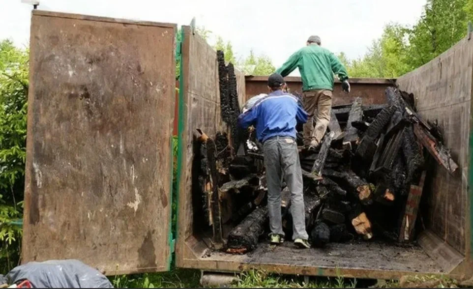 Вывоз мусора после пожара в Нижнем Тагиле от ПроМусор — уборка, утилизация, цена от 2550 руб